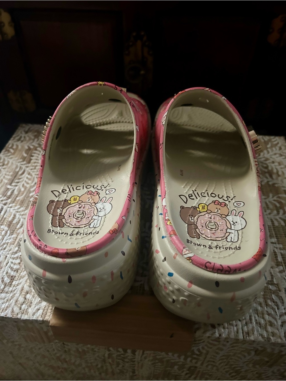‘Petit Sweets’ Line Friends x Crocs Stomp Kawaii Slide Sandals. W7 - Picture 3 of 4